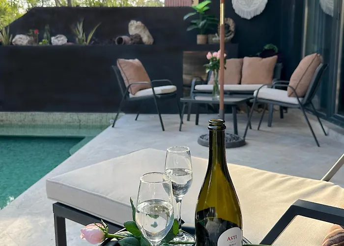 Private Pool In Zone - Free Club Access Appartement *